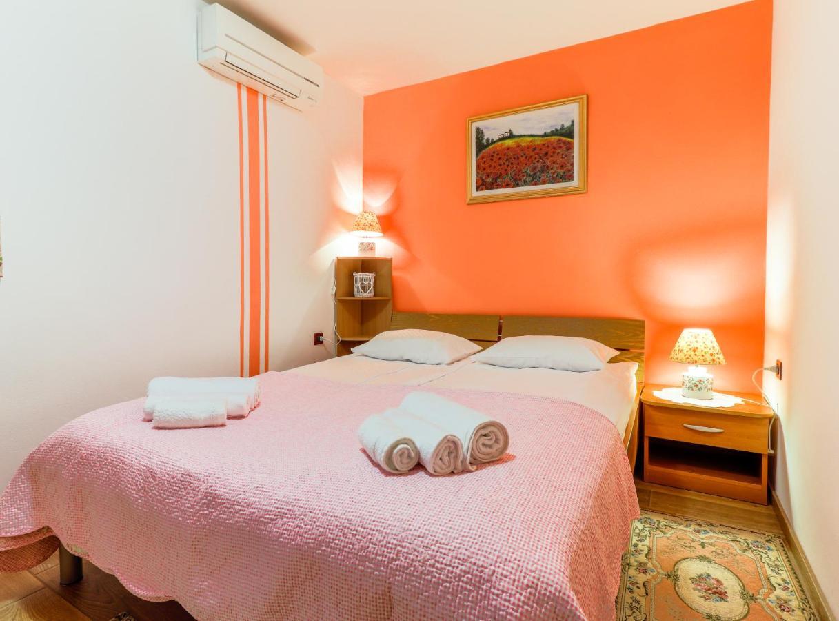 City Center 3 Bedroom Apartment Vrsar Exterior photo